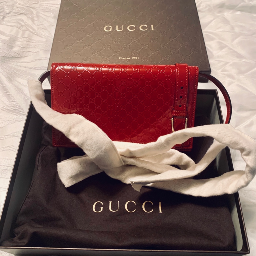 Gucci Women Red Patent Leather Cross Body